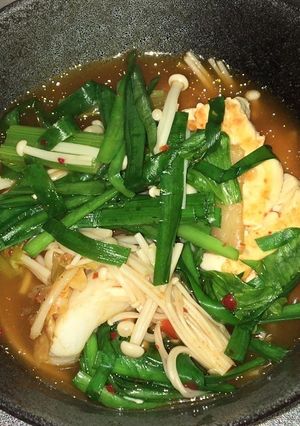白身魚と豆腐とニラのキムチ煮込み-レシピのメイン写真