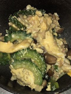 ゴーヤと油揚げの卵炒め-レシピのメイン写真