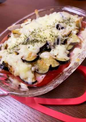 重ねて焼くだけ！ナストマベーコンチーズ焼-レシピのメイン写真