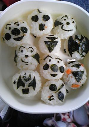 キャラ弁！おにぎりだけですが・・・-レシピのメイン写真