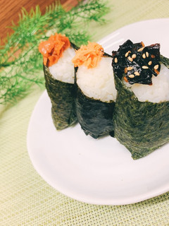 まるで専門店風!?三角おにぎり-レシピのメイン写真