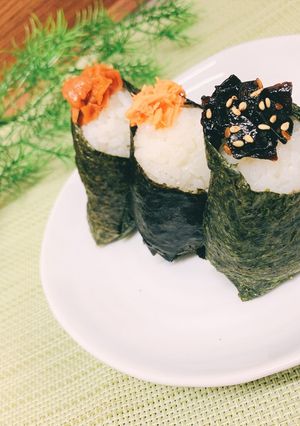 まるで専門店風！？三角おにぎり-レシピのメイン写真