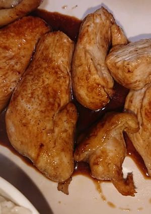 やわらか鶏胸肉の赤ワイン蒸し焼き-レシピのメイン写真