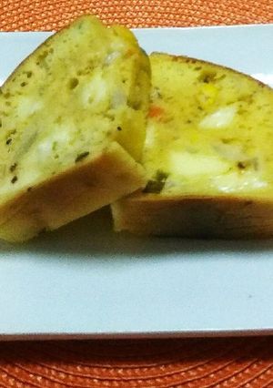 【切って混ぜるだけ！】夏野菜のケークサレ-レシピのメイン写真