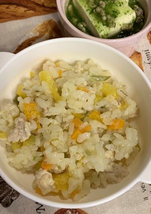 【離乳食後期】パプリカと鶏ミンチのピラフ-レシピのメイン写真