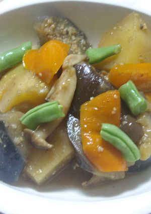 超簡単！！秋野菜のにんにく味噌煮込み-レシピのメイン写真