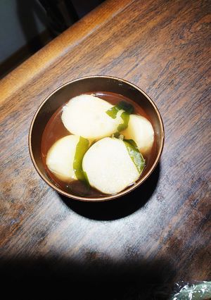 麩と生わかめの減塩醤油スープ-レシピのメイン写真