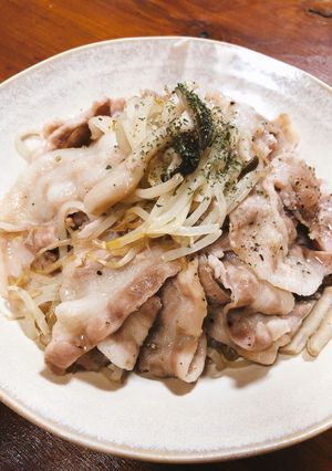 豚バラともやしのオリーブレモン蒸し焼き☆-レシピのメイン写真
