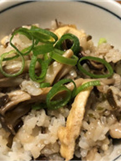たっぷりきのこごはん-レシピのメイン写真