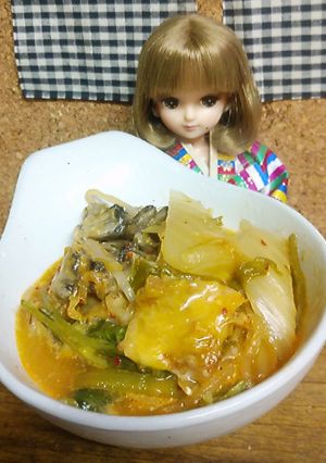 リカちゃん♡安田大サーカス団長風キムチ鍋-レシピのメイン写真