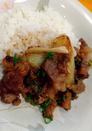 牛すじじゃが丼 すていさむ的B級グルメ？-レシピのメイン写真