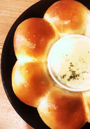 アツアツをどうぞ♪チーズフォンデュパン-レシピのメイン写真