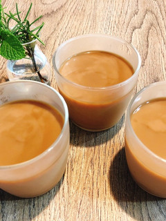 ぷるぷる濃厚ほうじ茶プリン-レシピのメイン写真
