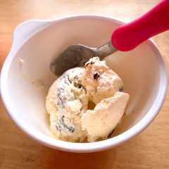 รูปของ クッキーアンドクリームアイス