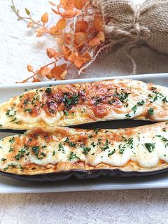 トースター任せなす甘辛味噌ぬりチーズ焼き-レシピのメイン写真