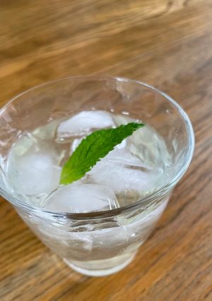 炭酸水で割るミントシロップ-レシピのメイン写真
