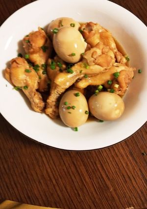 簡単☆鶏手羽元と半熟卵の親子煮-レシピのメイン写真