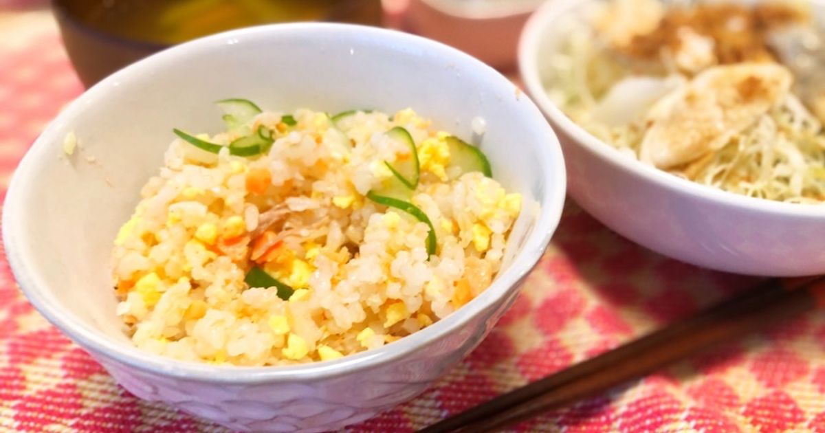 シロさんの鮭ときゅうりとたまごのお寿司 by naocomaru 【クックパッド