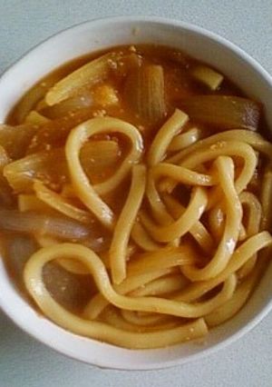 玉ねぎたっぷり味噌煮込みうどん-レシピのメイン写真