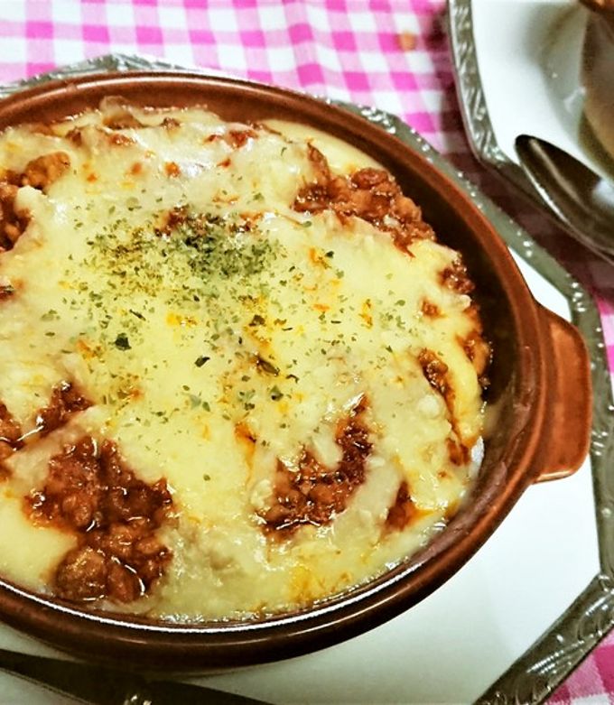 簡単アレンジ ミートドリア Hachi 】 あまったご飯で簡単アレンジ！ ミートドリア160g ドリア