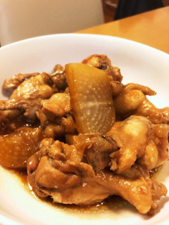 こってり、ヘルシーな手羽と大根の黒酢煮-レシピのメイン写真