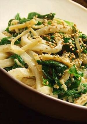ニラとさきいかのマヨポン胡麻サラダうどん-レシピのメイン写真