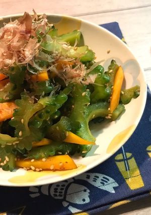 ハマる味！ゴーヤと人参のバター醤油炒め-レシピのメイン写真