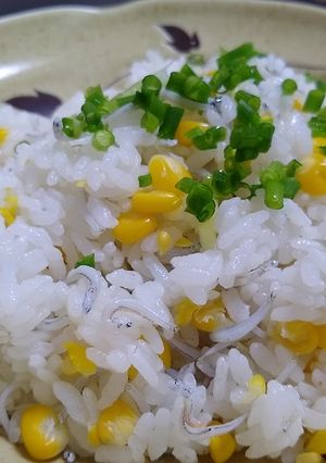 あまじょっぱい❤コーンとしらすの混ぜご飯-レシピのメイン写真