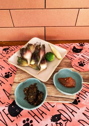美味しい焼き茗荷♪お好みのお味噌をつけて-レシピのメイン写真