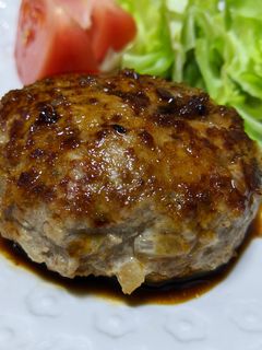 パサパサ卒業!肉の旨味たっぷりハンバーグ-レシピのメイン写真