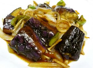 なすと玉ねぎとしめじのポン酢炒め-レシピのメイン写真
