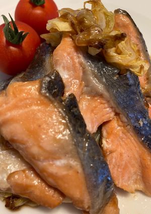 春キャベツと鮭のバルサミコ酢醤油ソテー-レシピのメイン写真
