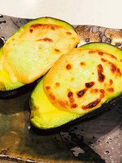 簡単!アボカド明太マヨチーズ!-レシピのメイン写真