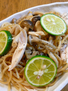 さっぱり和風☆すだちときのこの秋パスタ-レシピのメイン写真