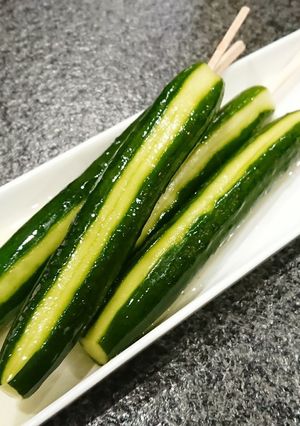 【串にさしたらお祭り気分】きゅうり１本漬-レシピのメイン写真