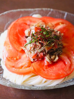サバ缶とトマトの冷製うどん-レシピのメイン写真