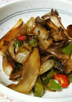 ピーマンと舞茸と玉ねぎの炒め物-レシピのメイン写真