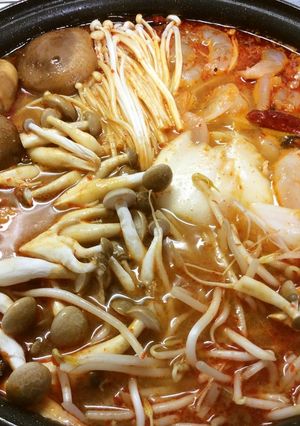 キャンプ飯に♪旨辛！美味しい火鍋-レシピのメイン写真