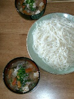 豆乳ピリ辛うどんつけ麺-レシピのメイン写真