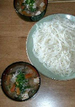 豆乳ピリ辛うどんつけ麺-レシピのメイン写真