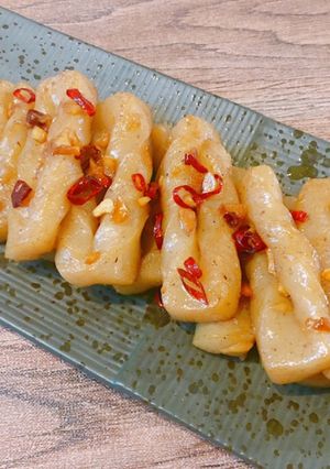 簡単絶品☆ねじりこんにゃくのにんにく炒め-レシピのメイン写真