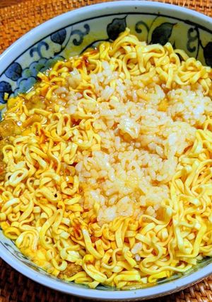 カップヌードルでラーメンリゾット-レシピのメイン写真
