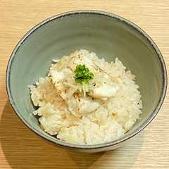 A picture of お刺身で炊く鯛めし.