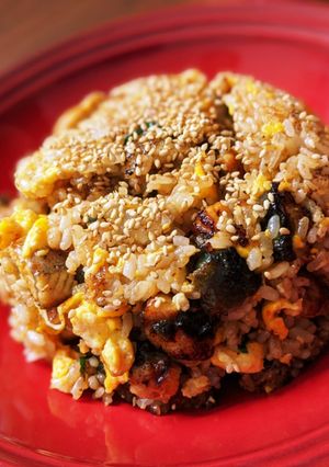 簡単うなぎの香味チャーハン-レシピのメイン写真