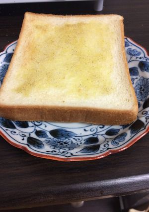 すぐできるガーリックトースト-レシピのメイン写真