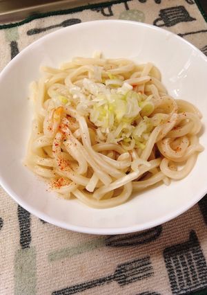 ラー油と七味のピリ辛うどん-レシピのメイン写真