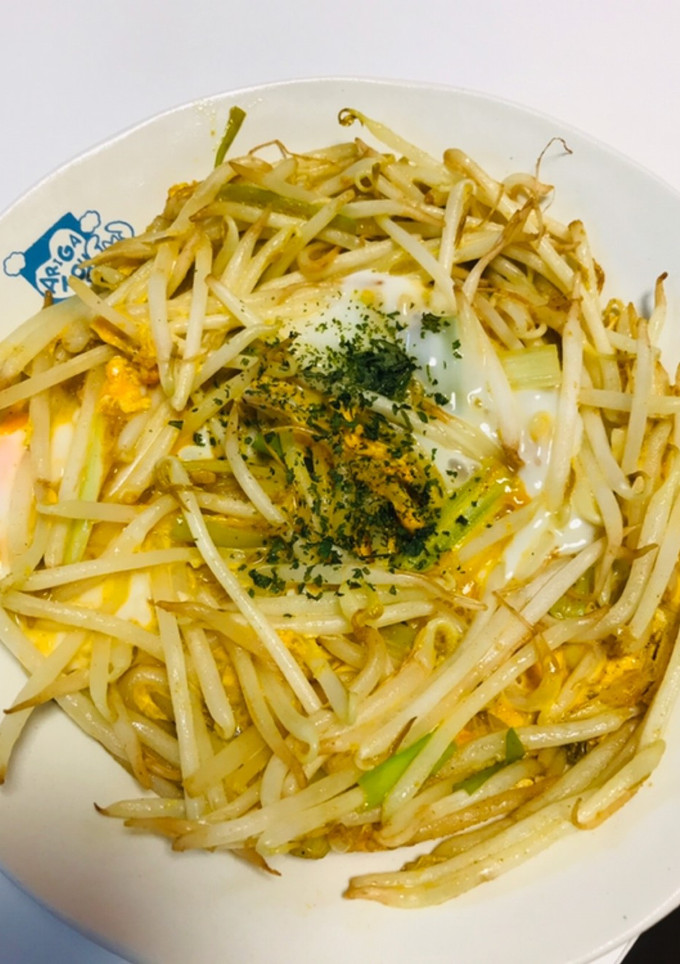 すぐ出来るもやしのカレー風味卵とじ-レシピのメイン写真