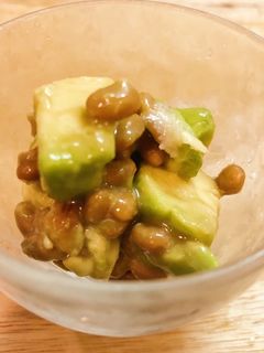 アボカドの納豆和え(ニンニク風味)-レシピのメイン写真
