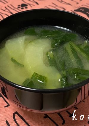 瓜と小松菜の味噌汁-レシピのメイン写真