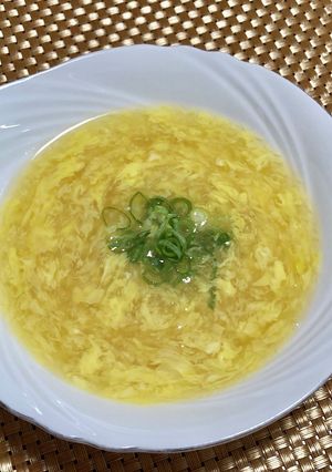 目からウロコ!?ふわっふわのたまごスープ-レシピのメイン写真